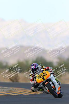 media/Sep-24-2022-CVMA (Sat) [[a45f954247]]/Race 10 Amateur Supersport Middleweight/